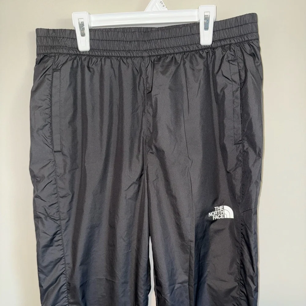The North Face Women’s Black Hydrenaline Pant - Picture 4 of 8